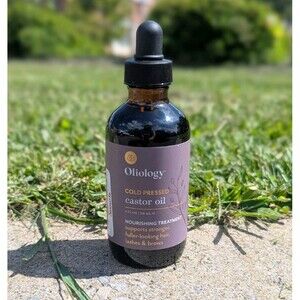 Oliology Cold Pressed Castor Oil Nourishing Treatment 4 fl oz NEW